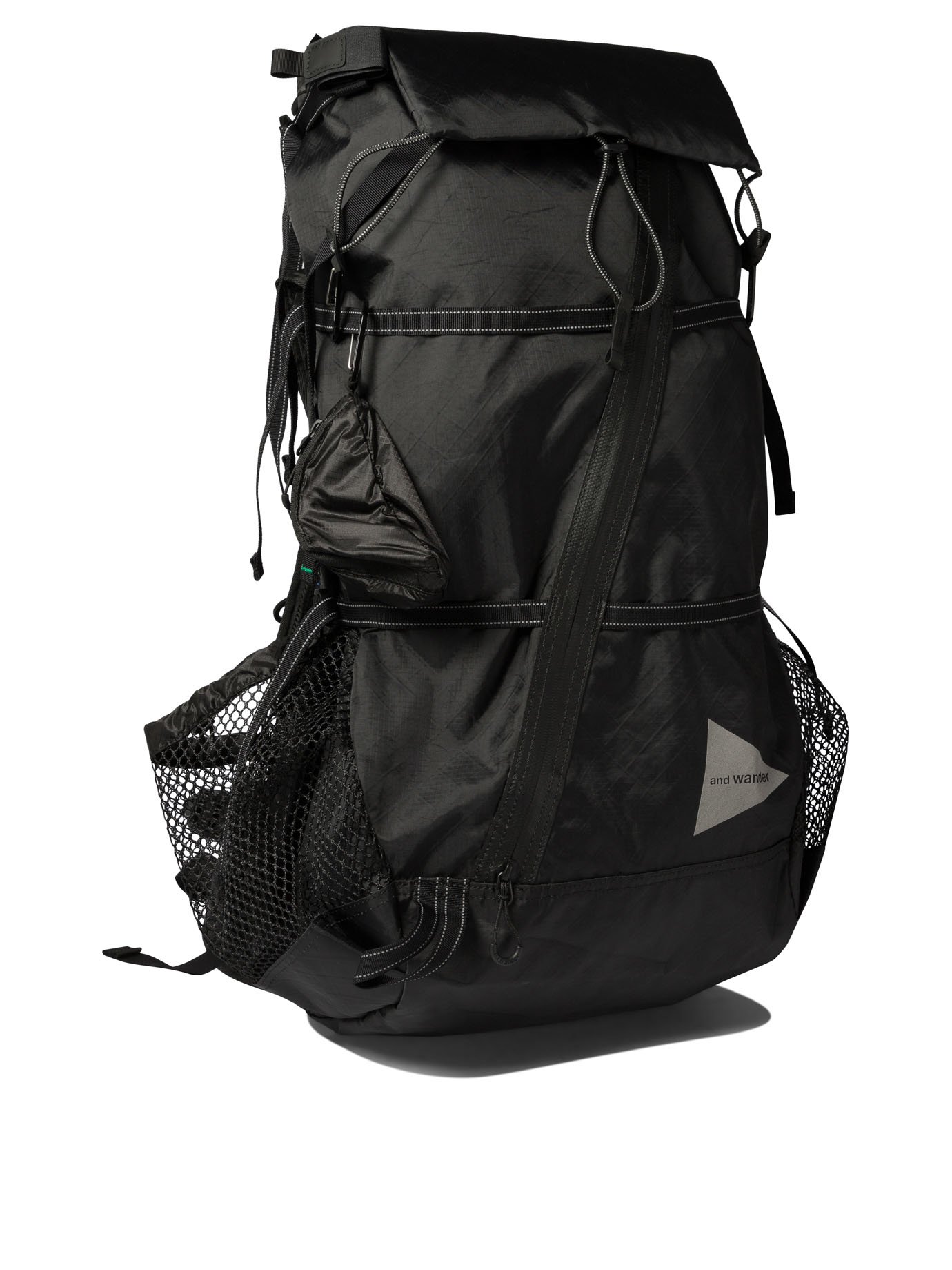 AND WANDER Black   94 Ecopak 40L backpack